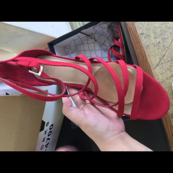 Red Heels - Picture 2 of 4